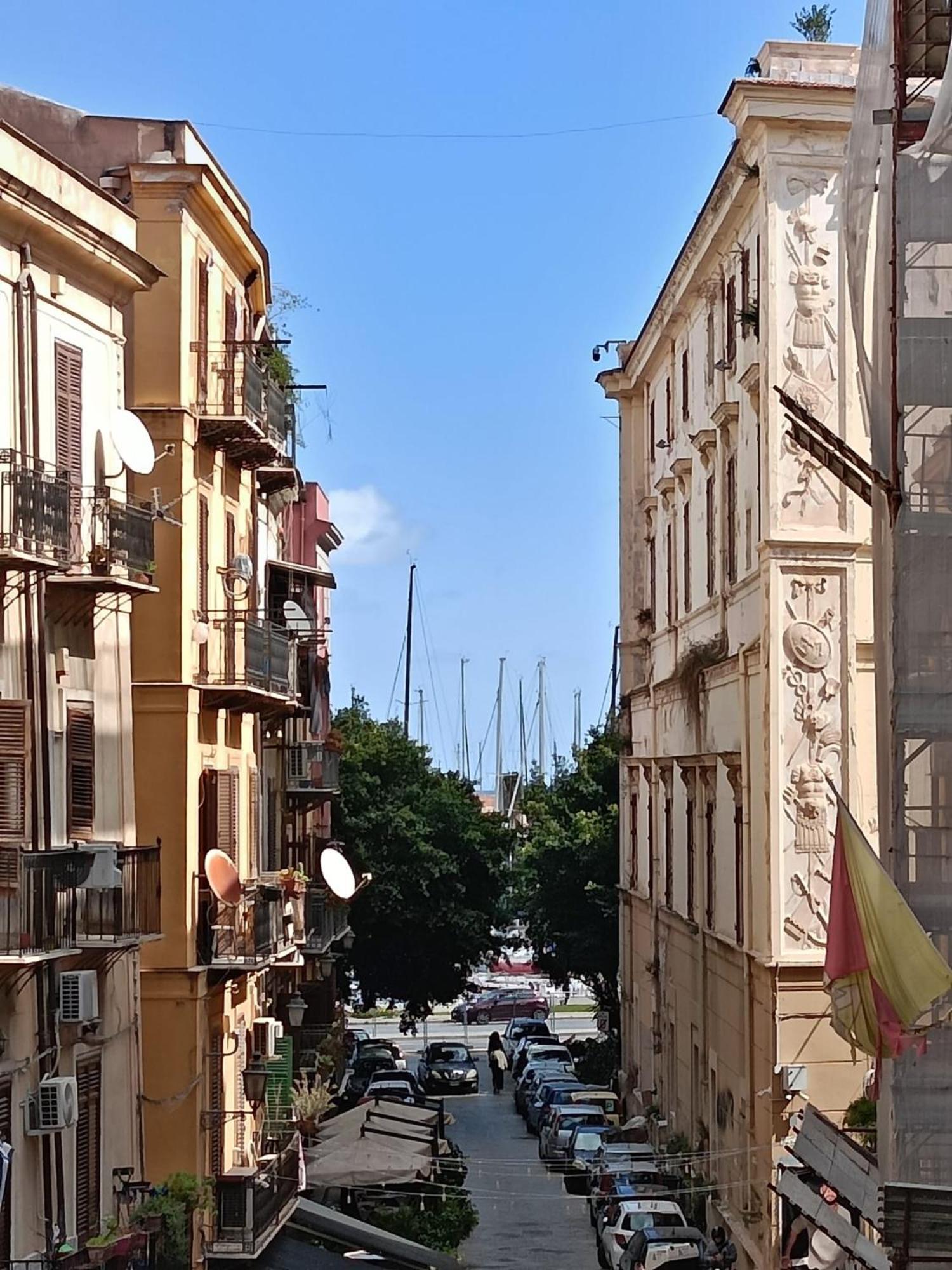 We # Are Ai Cassarelli Apartment Palermo Bagian luar foto