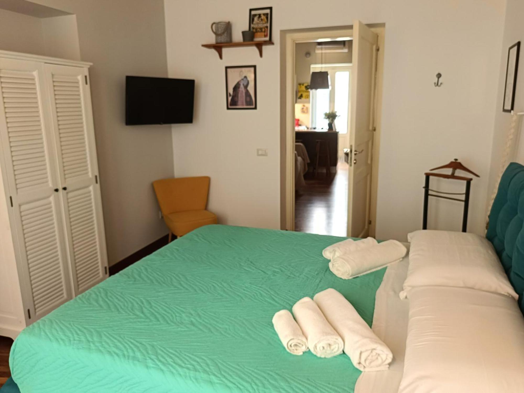 We # Are Ai Cassarelli Apartment Palermo Bagian luar foto