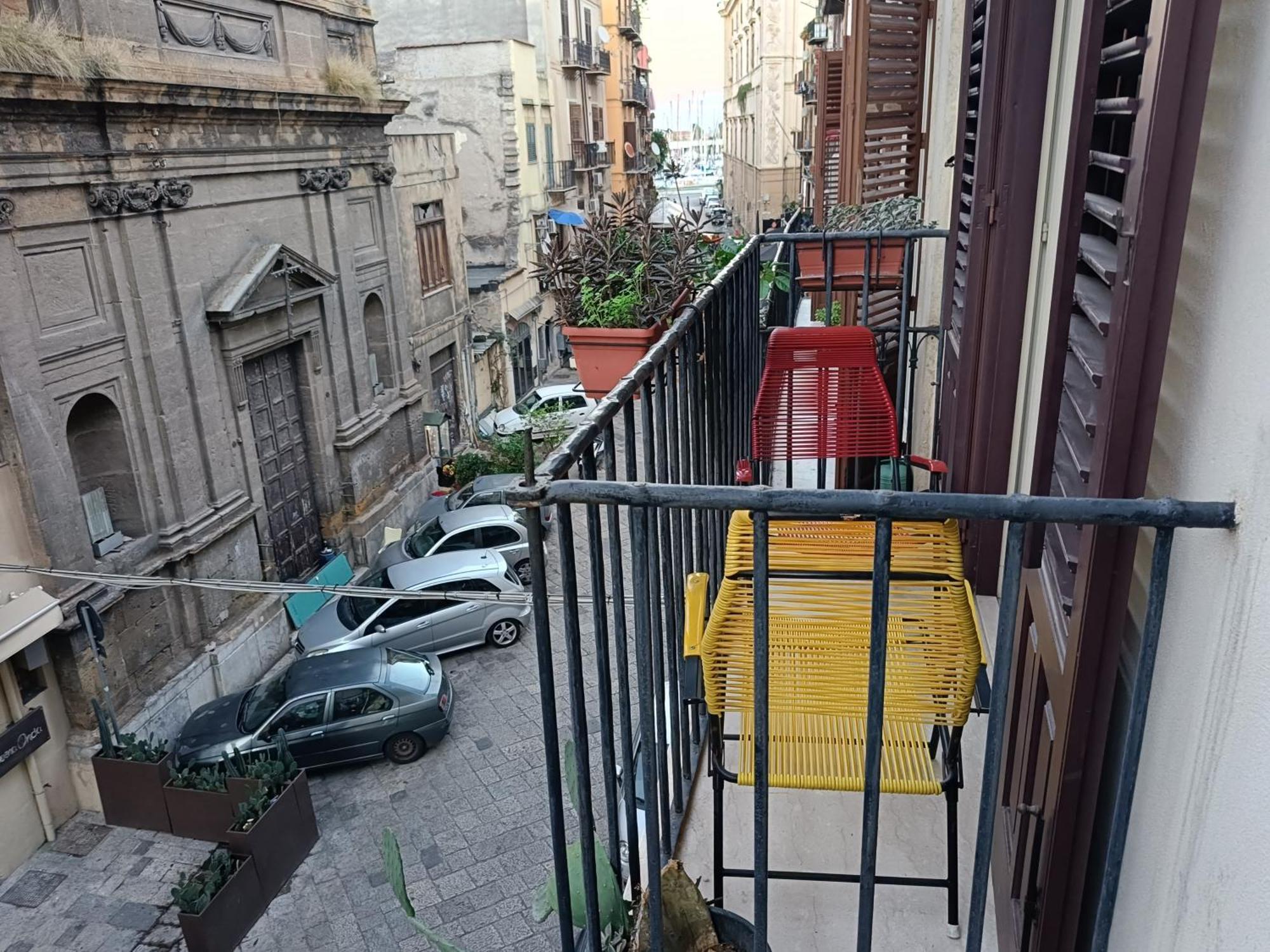 We # Are Ai Cassarelli Apartment Palermo Bagian luar foto