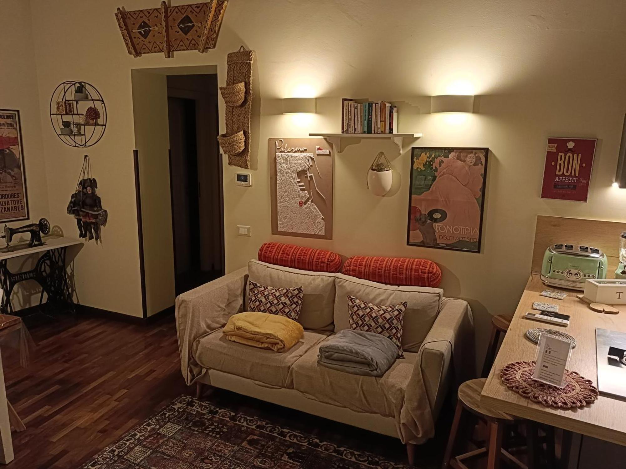 We # Are Ai Cassarelli Apartment Palermo Bagian luar foto