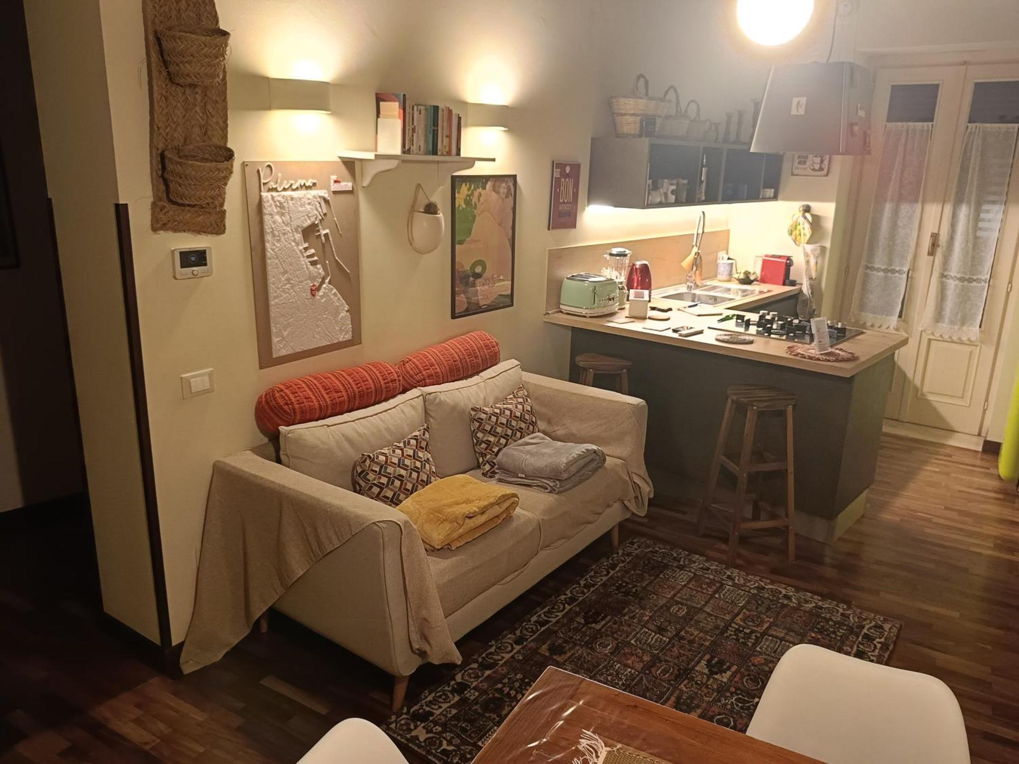 We # Are Ai Cassarelli Apartment Palermo Bagian luar foto